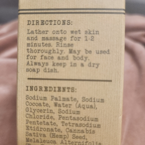 HOMME MODERN MEN'S EXFOLIATING HEMP and TEA TREE BODY BAR - Picture 5 of 6